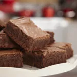 疯狂的好巧克力布朗尼| Dr. Weil's健康厨房