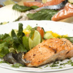 水煮三文鱼|食谱| Dr. Weil's健康厨房